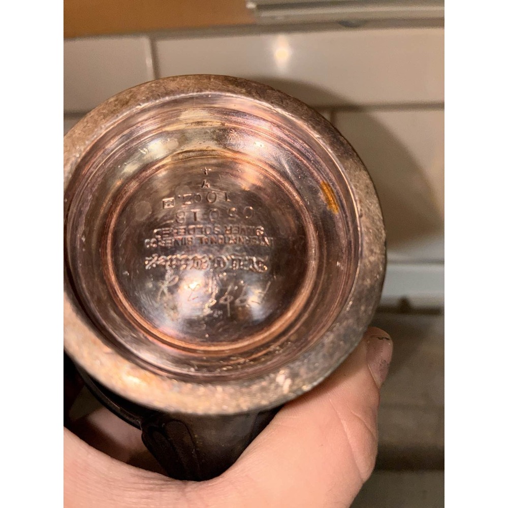 International Silver Co. Silver Soldered 05018 Creamer‎ F9928 - Picture 2 of 4